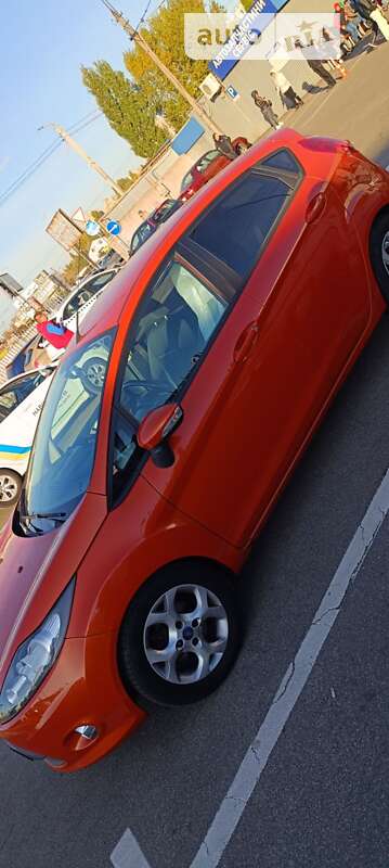 Хэтчбек Ford Fiesta 2011 в Киеве