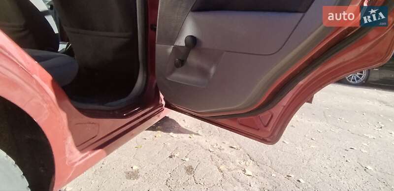 Хэтчбек Ford Fiesta 2002 в Житомире