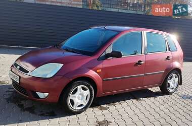 Хэтчбек Ford Fiesta 2002 в 