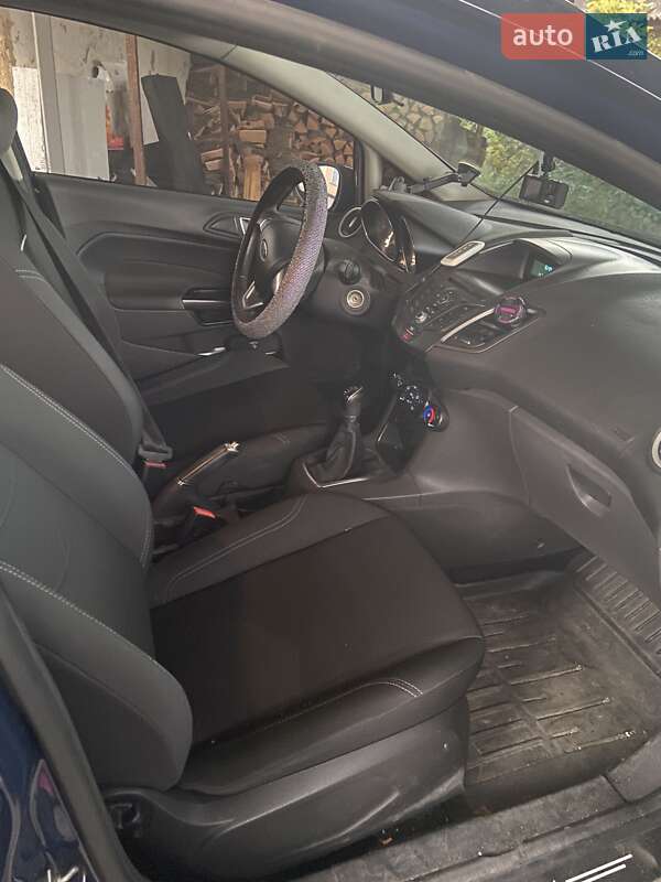 Хетчбек Ford Fiesta 2015 в Гайвороні