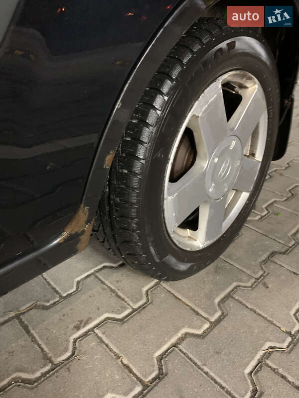 Хэтчбек Ford Fiesta 2008 в Ровно