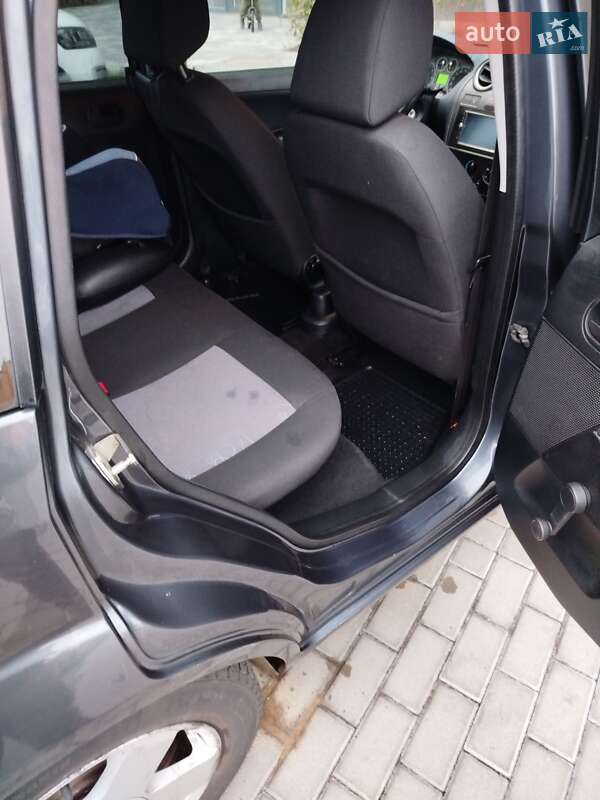Хэтчбек Ford Fiesta 2008 в Львове