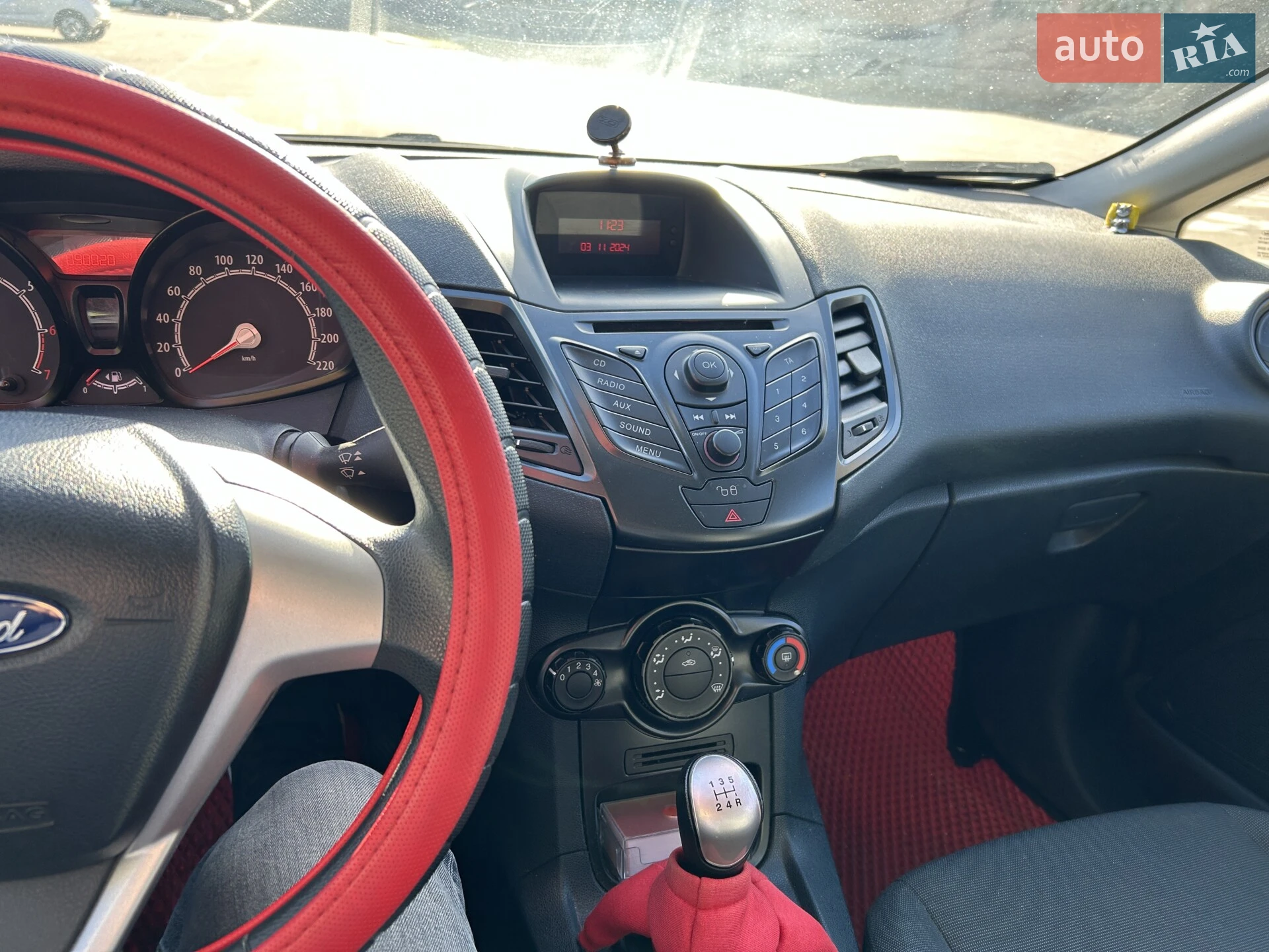 2012 Ford Fiesta - мініатюра 16