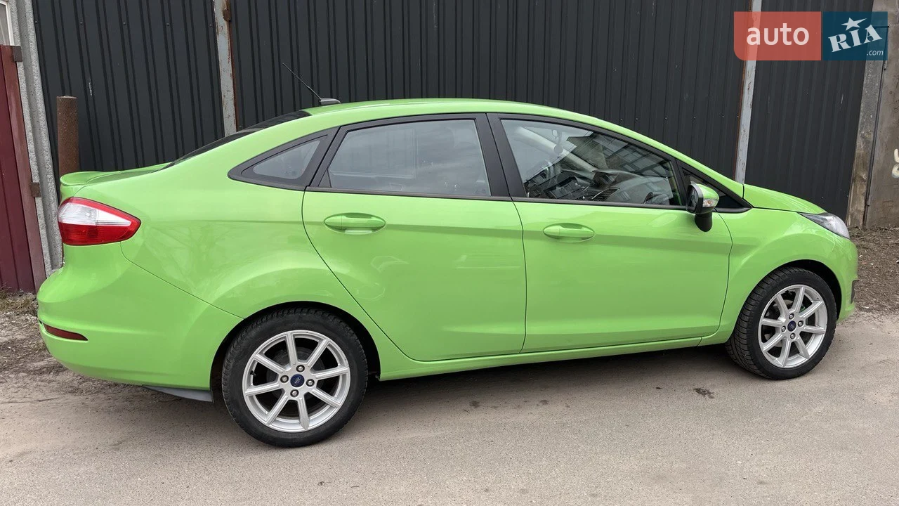 2013 Ford Fiesta - мініатюра 33