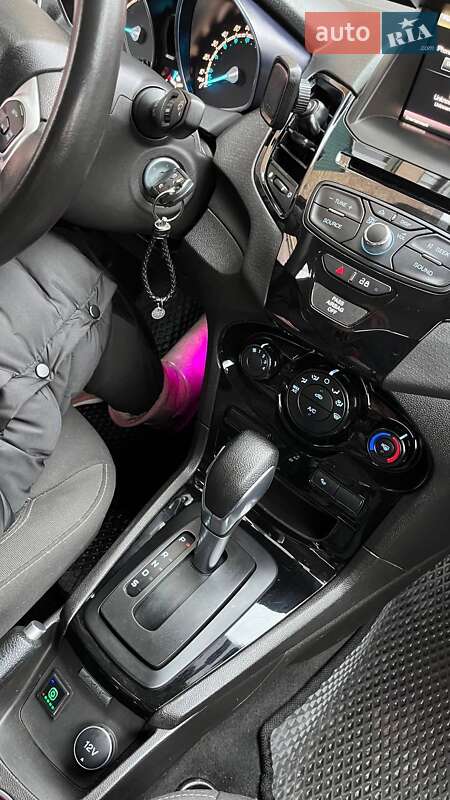 Седан Ford Fiesta 2014 в Чернигове фото 8 Седан Ford Fiesta 2014 в Чернигове