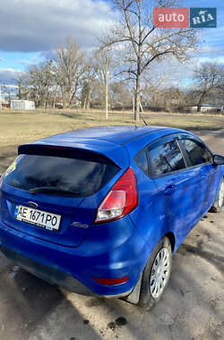 Хетчбек Ford Fiesta 2012 в Новомосковську