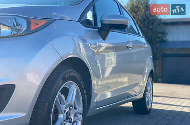 Седан Ford Fiesta 2019 в Ровно