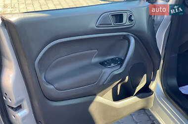 Седан Ford Fiesta 2019 в Ровно