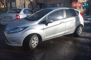 Хэтчбек Ford Fiesta 2011 в Ровно