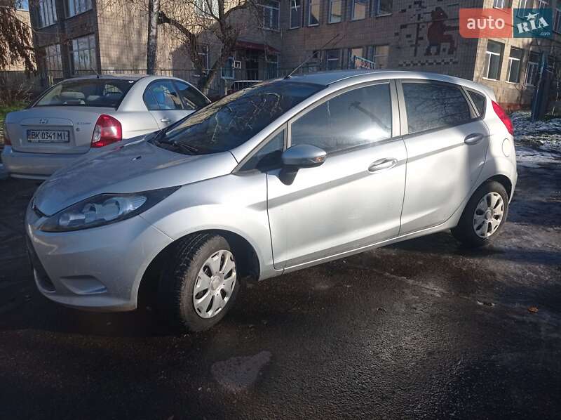 Ford Fiesta 2011