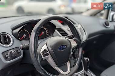 Хэтчбек Ford Fiesta 2011 в Киеве