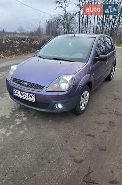 Седан Ford Fiesta 2008 в Львове