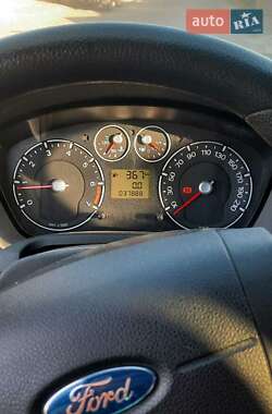 Хэтчбек Ford Fiesta 2008 в 