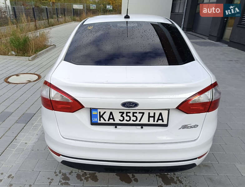 Седан Ford Fiesta 2015 в Черкассах фото 15 Седан Ford Fiesta 2015 в Черкассах