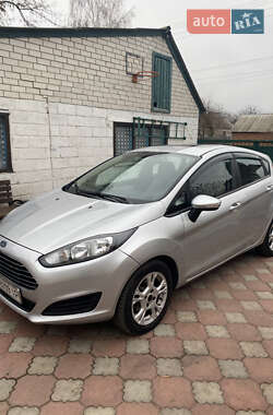 Хэтчбек Ford Fiesta 2013 в Днепре