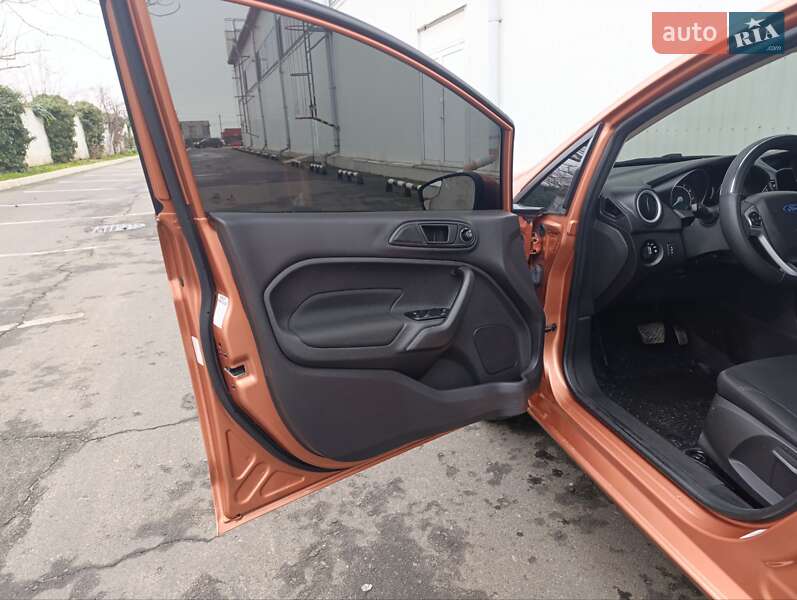 Седан Ford Fiesta 2017 в Белгороде-Днестровском