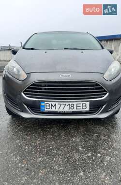 Седан Ford Fiesta 2016 в Сумах