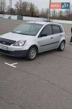 Хетчбек Ford Fiesta 2006 в Києві