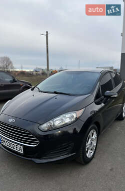 Седан Ford Fiesta 2013 в Чернігові