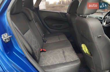 Седан Ford Fiesta 2010 в Києві