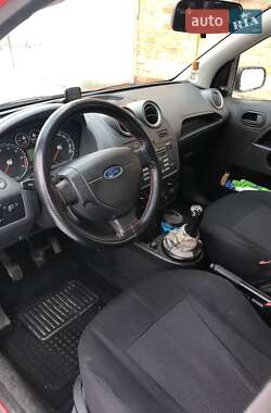 Хэтчбек Ford Fiesta 2007 в Киеве