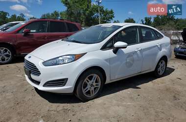 Седан Ford Fiesta 2018 в Полтаве