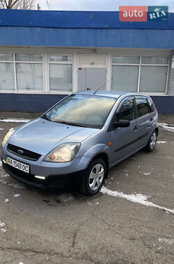 Хетчбек Ford Fiesta 2005 в Києві