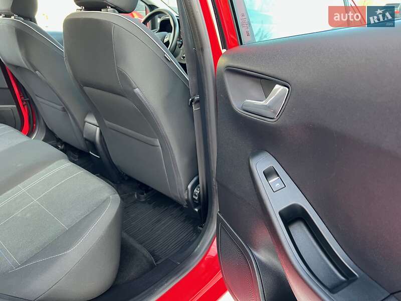 Хэтчбек Ford Fiesta 2017 в Тернополе фото 6 Хэтчбек Ford Fiesta 2017 в Тернополе