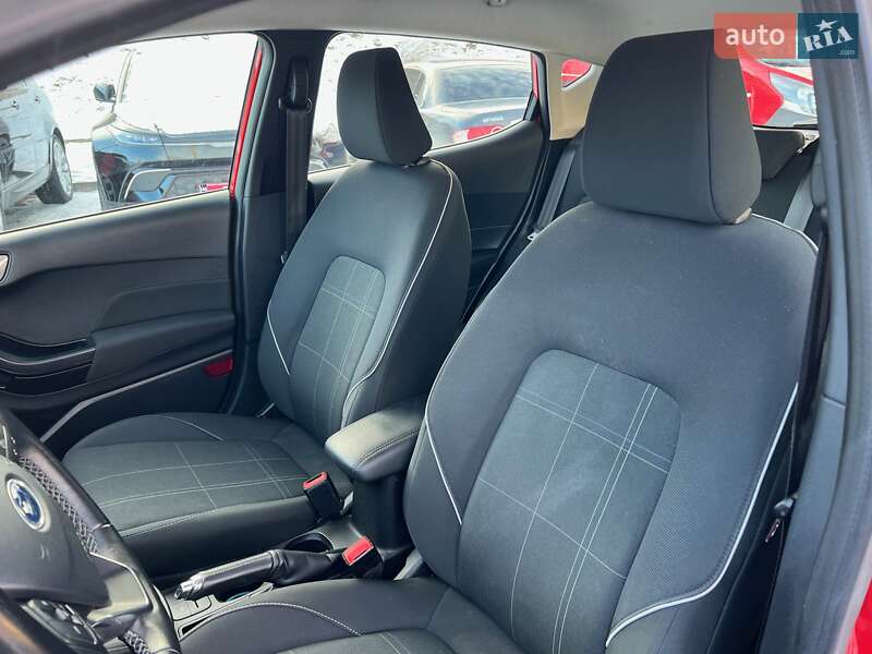 Хэтчбек Ford Fiesta 2017 в Тернополе фото 13 Хэтчбек Ford Fiesta 2017 в Тернополе