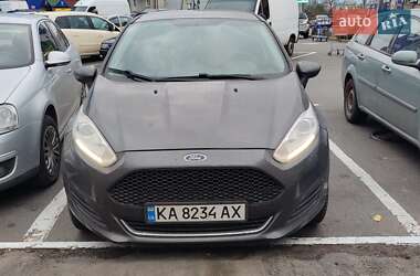 Седан Ford Fiesta 2017 в Киеве