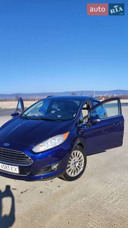 Хэтчбек Ford Fiesta 2016 в Одессе