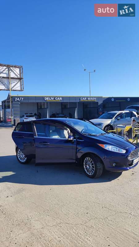 Хэтчбек Ford Fiesta 2016 в Одессе