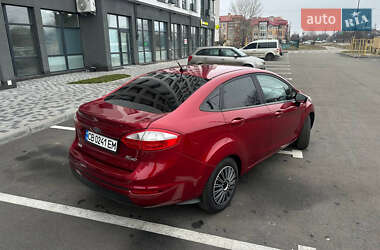 Седан Ford Fiesta 2014 в Чернігові