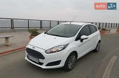 Хэтчбек Ford Fiesta 2015 в Одессе