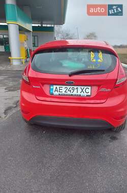 Хэтчбек Ford Fiesta 2010 в 