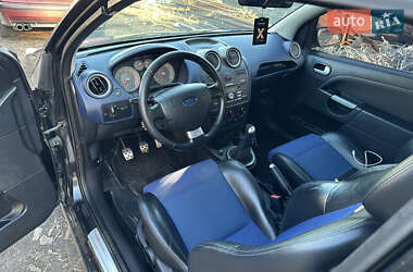 Хэтчбек Ford Fiesta 2007 в 