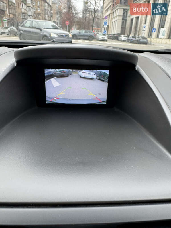 Седан Ford Fiesta 2016 в Киеве
