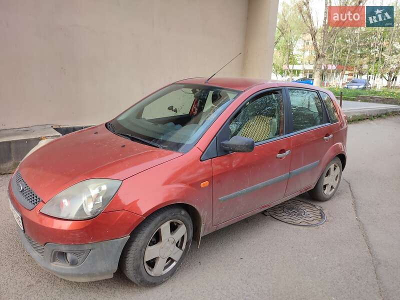 Хэтчбек Ford Fiesta 2008 в Ужгороде