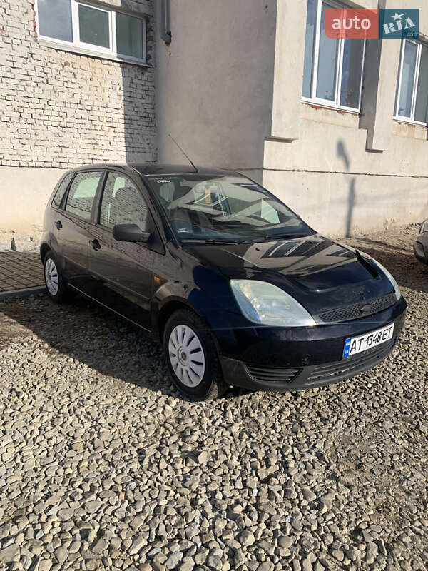 Хетчбек Ford Fiesta 2004 в Івано-Франківську