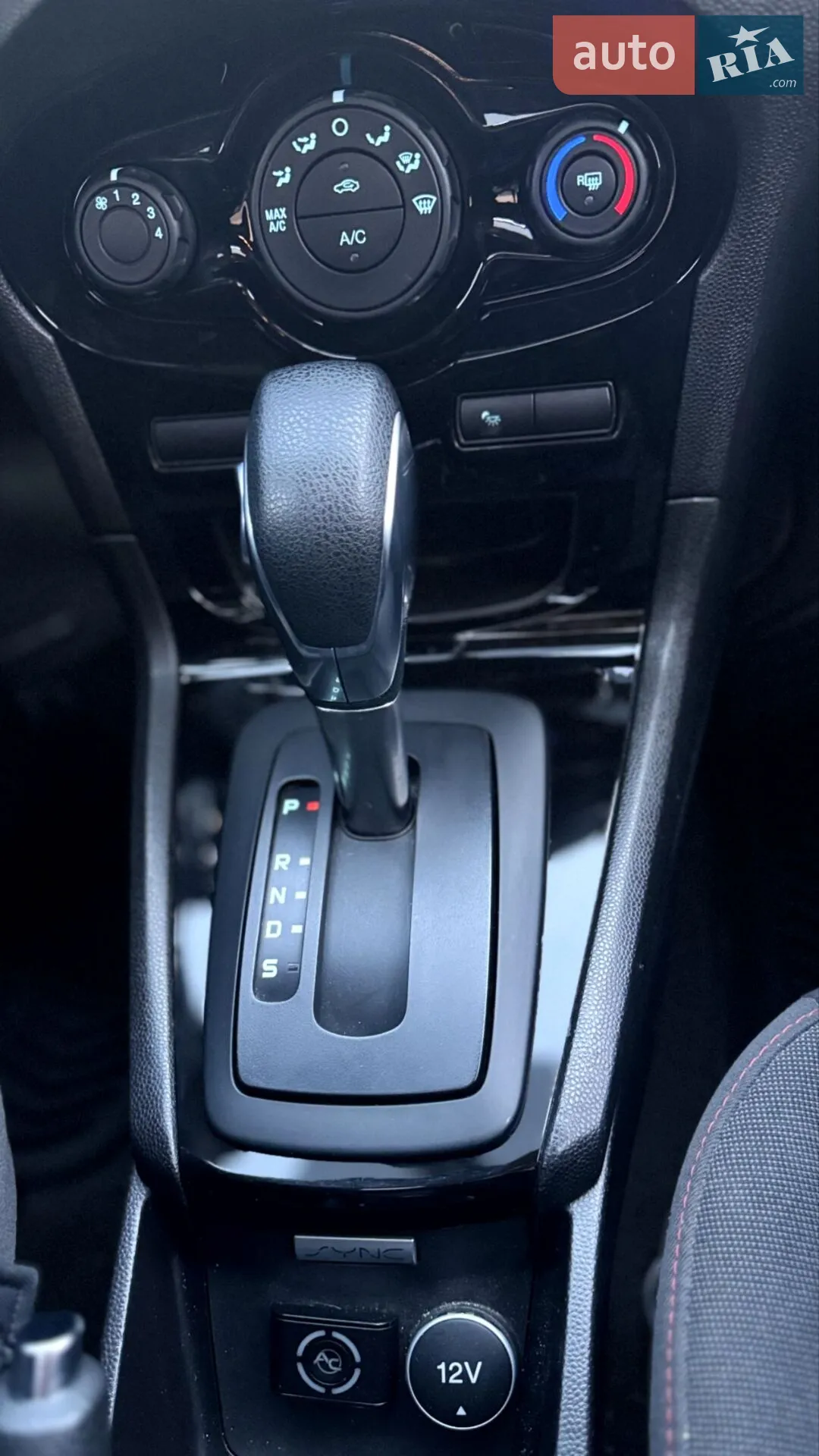 2018 Ford Fiesta - мініатюра 26
