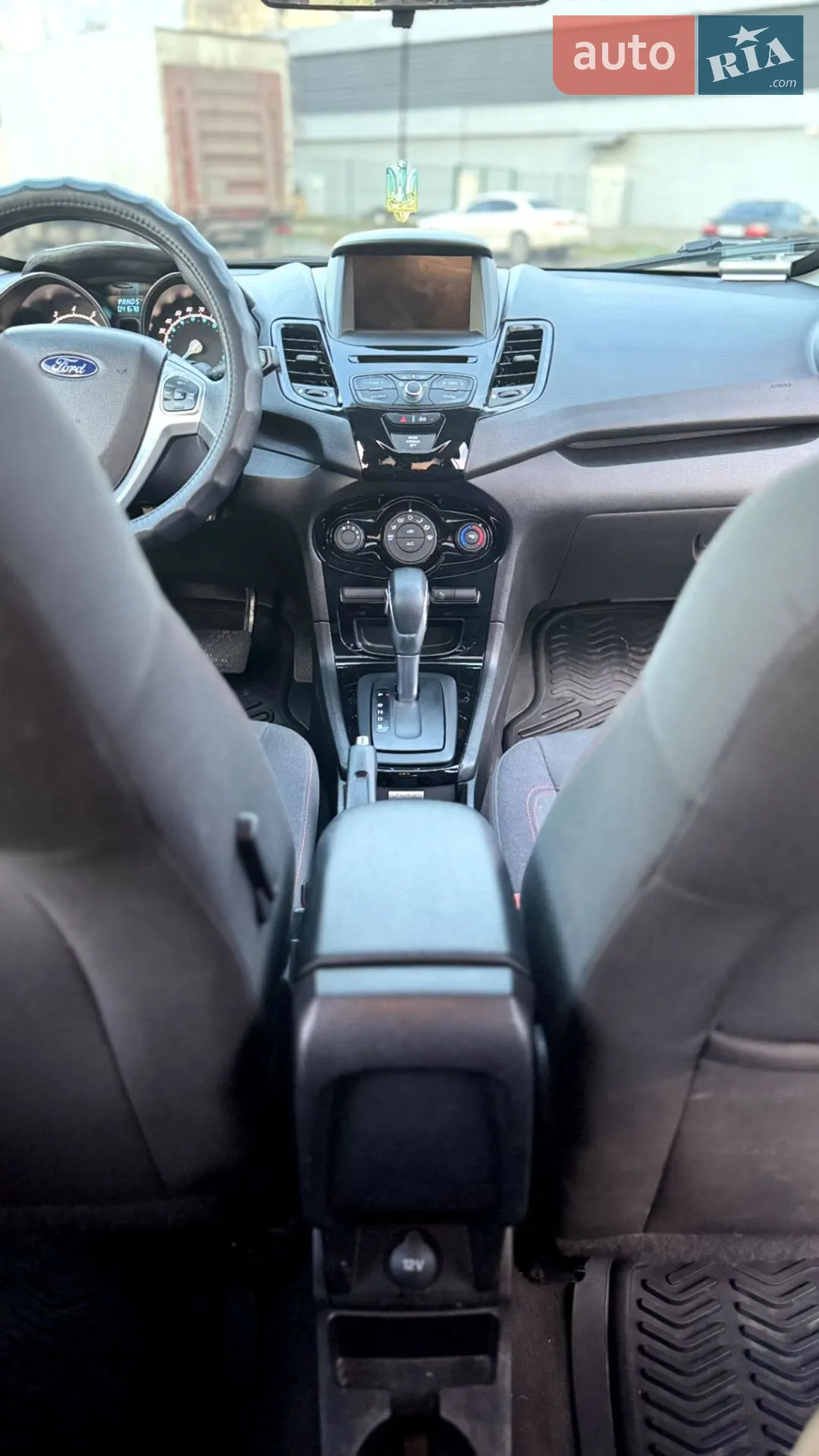 2018 Ford Fiesta - мініатюра 25