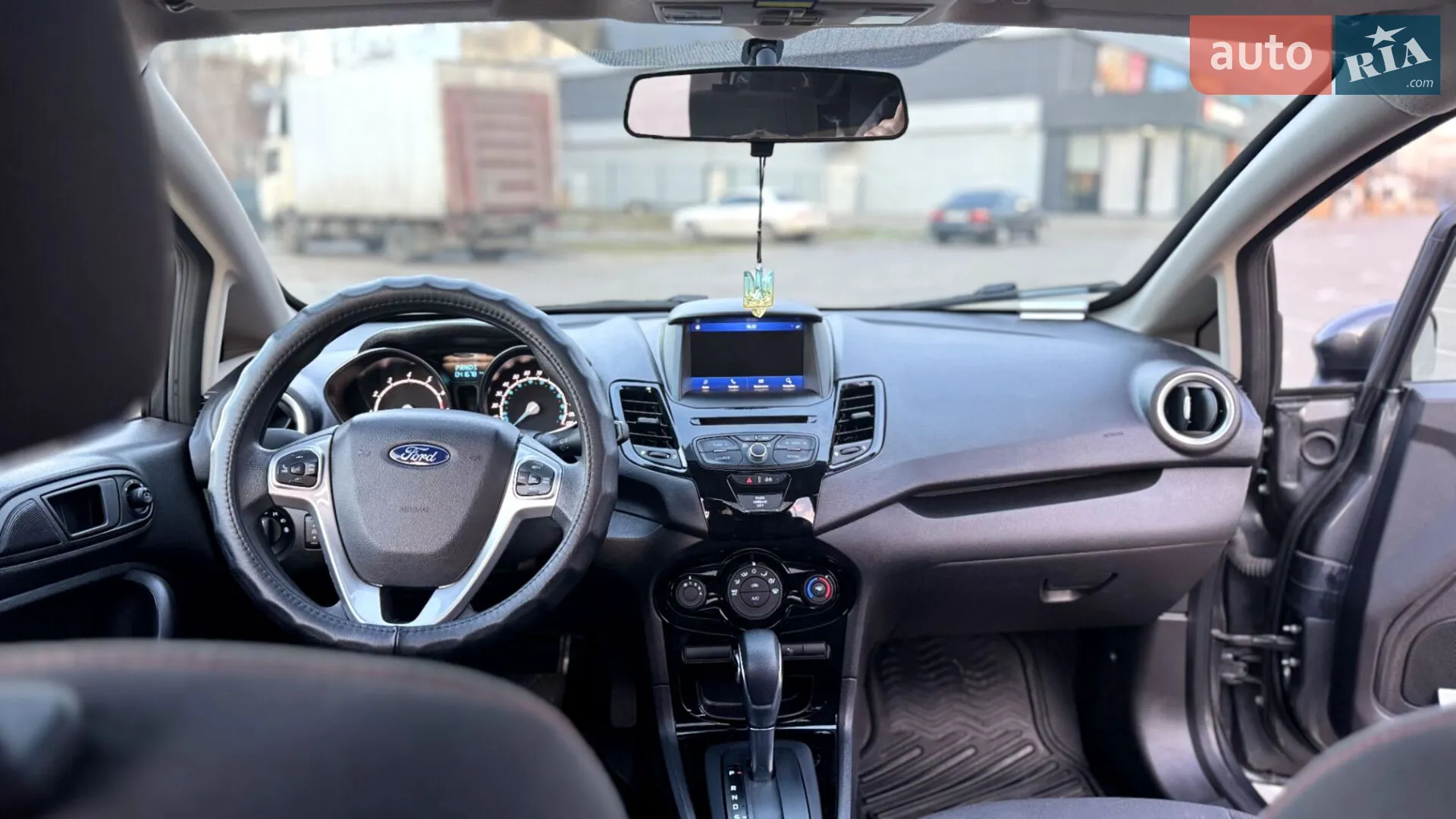 2018 Ford Fiesta - мініатюра 37