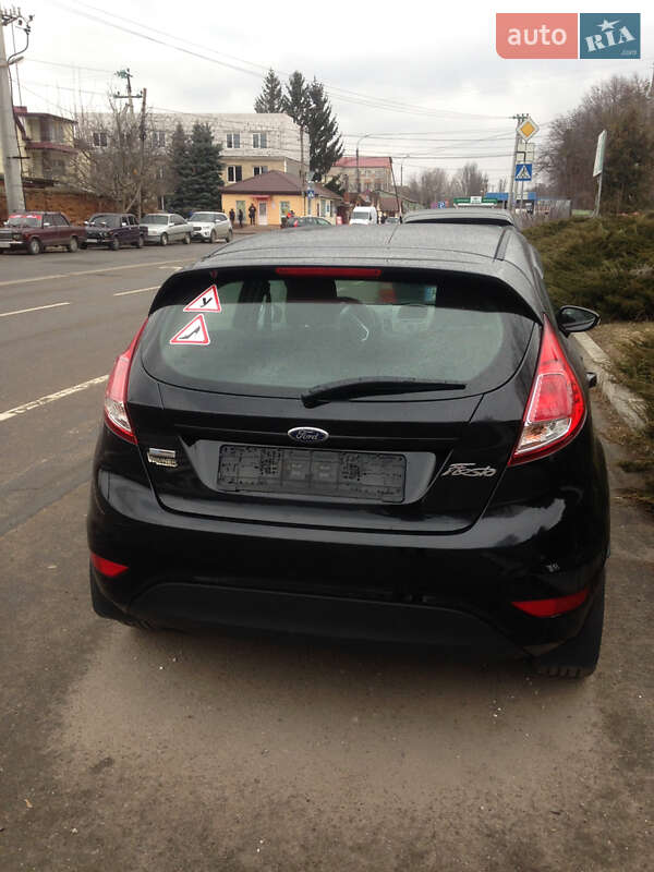 Хэтчбек Ford Fiesta 2013 в Виннице