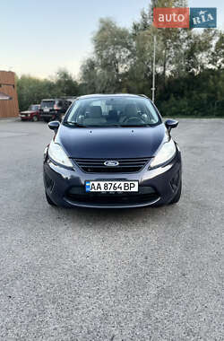 Седан Ford Fiesta 2012 в Ахтырке