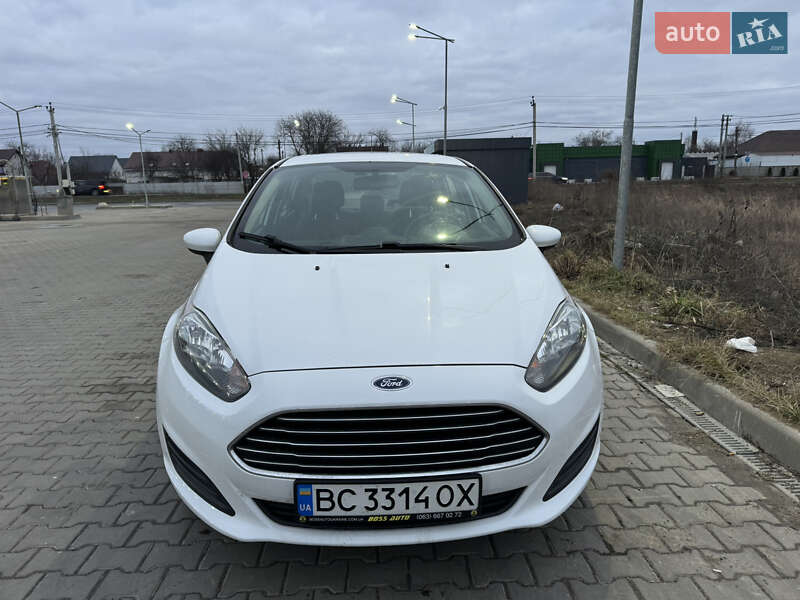 Седан Ford Fiesta 2017 в Киеве