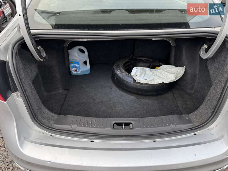 Седан Ford Fiesta 2019 в Києві