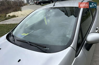 Седан Ford Fiesta 2011 в 