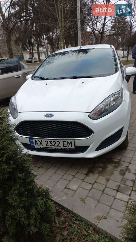 Хэтчбек Ford Fiesta 2016 в Виннице
