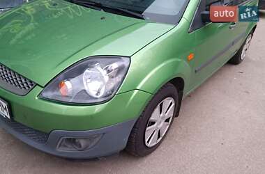 Хэтчбек Ford Fiesta 2008 в 