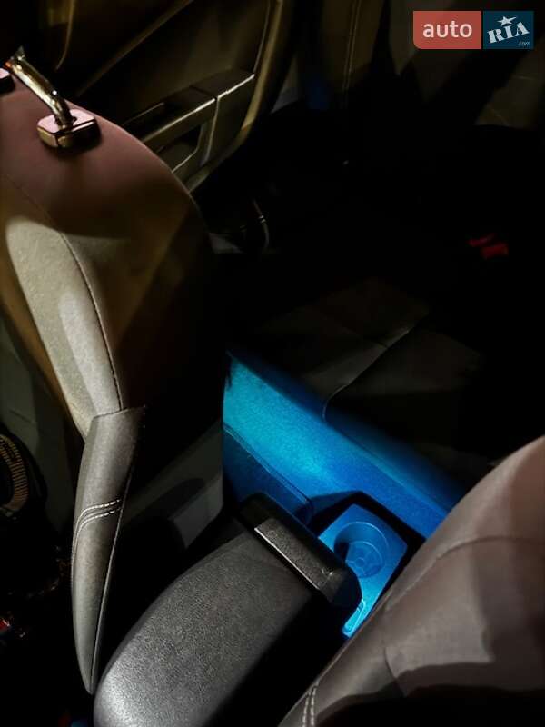 Седан Ford Fiesta 2015 в Запорожье фото 22 Седан Ford Fiesta 2015 в Запорожье